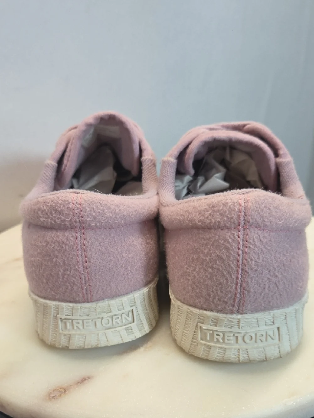 Tretorn Pastel Pink Low-Top Sneakers Size 7.5 - Picture 4 of 7
